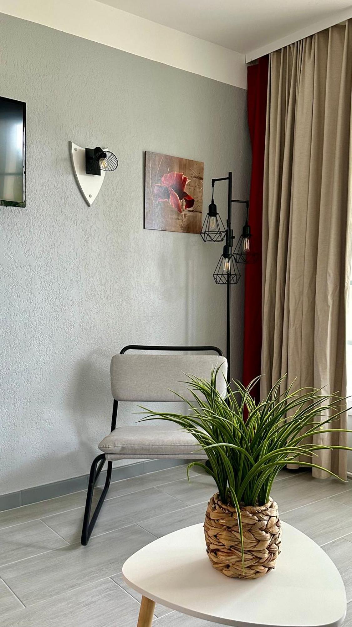 Appartement En Residence Pierre Et Vacance Au Golf Бискаррос Экстерьер фото